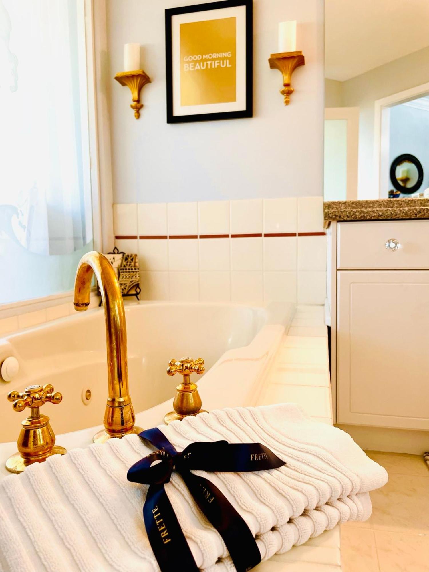 Donna'S Bed & Breakfast White Rock Ngoại thất bức ảnh